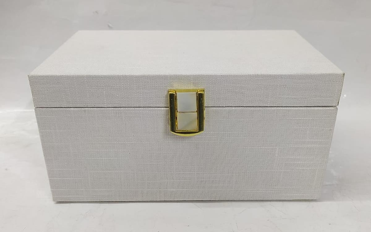 White Linen Hotel Amenity Box with Gold Clasp