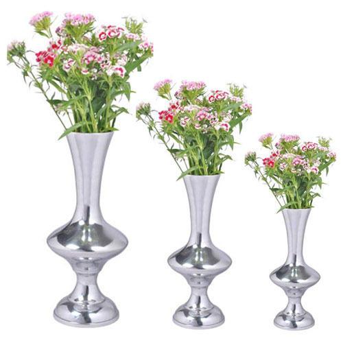 Silver Polished Metal Vase Set