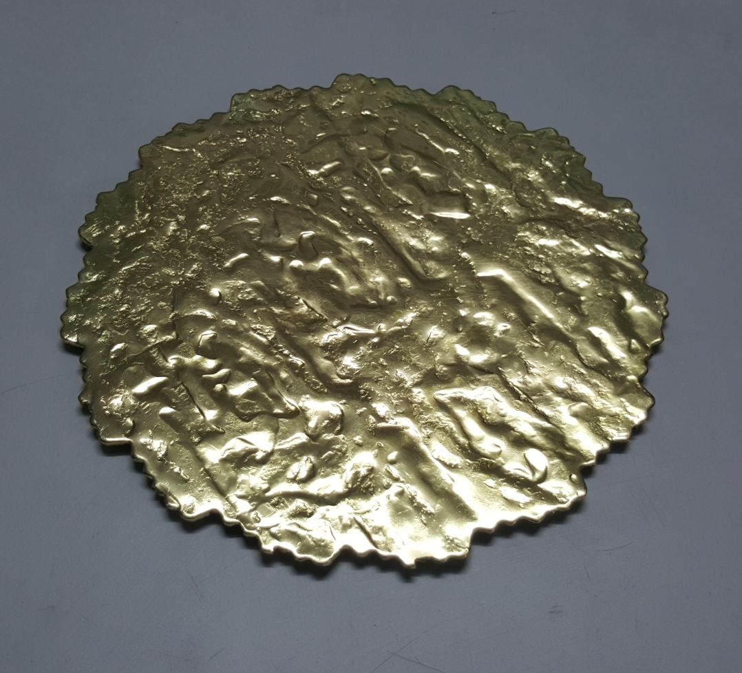 Textured Gold Trivet Edges